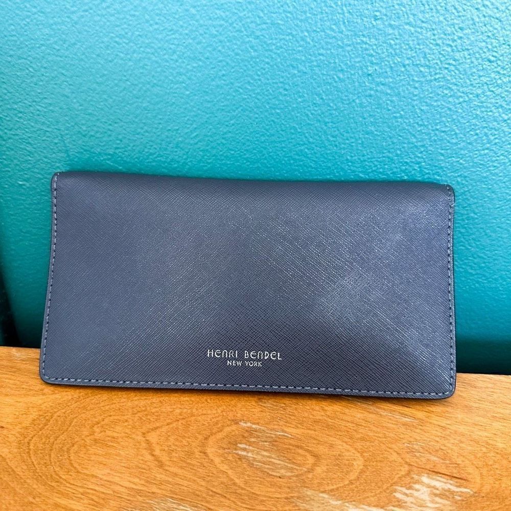 Henri Bendel West 57 Kanagroo Charcoal Grey Portfolio Style Compact Travel Walle